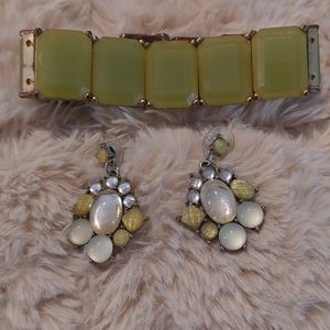 Green glass bracelet and drop earrings